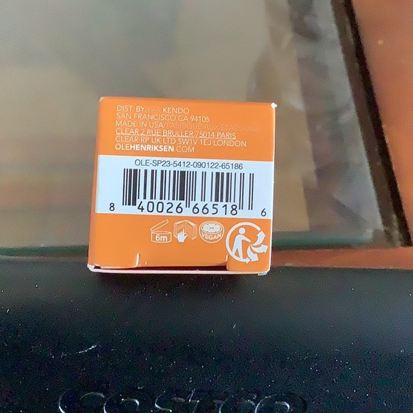 Olehenrksen Banana Bright Vitamin CC Stick in Pumpkin - Picture 11 of 11